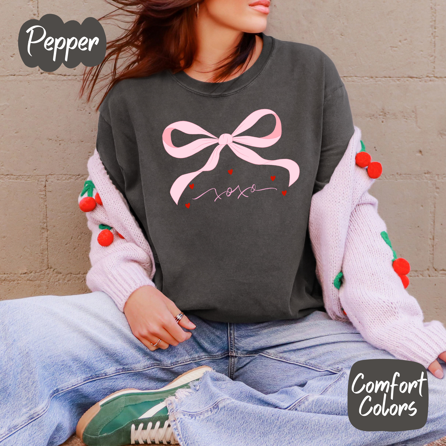 XOXO Bow Shirt/Crewneck